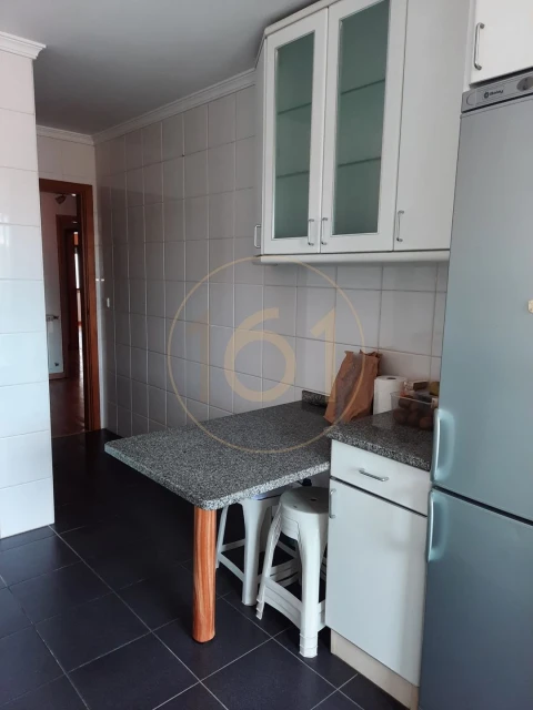 Apartamento T2 para Arrendamento em Paranhos
