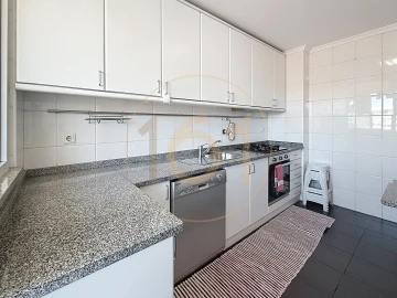 Apartamento T2 para Arrendamento em Paranhos