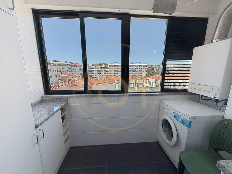Apartamento T2 para Arrendamento em Paranhos Foto 8