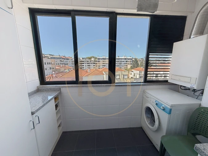 Apartamento T2 para Arrendamento em Paranhos Foto 8