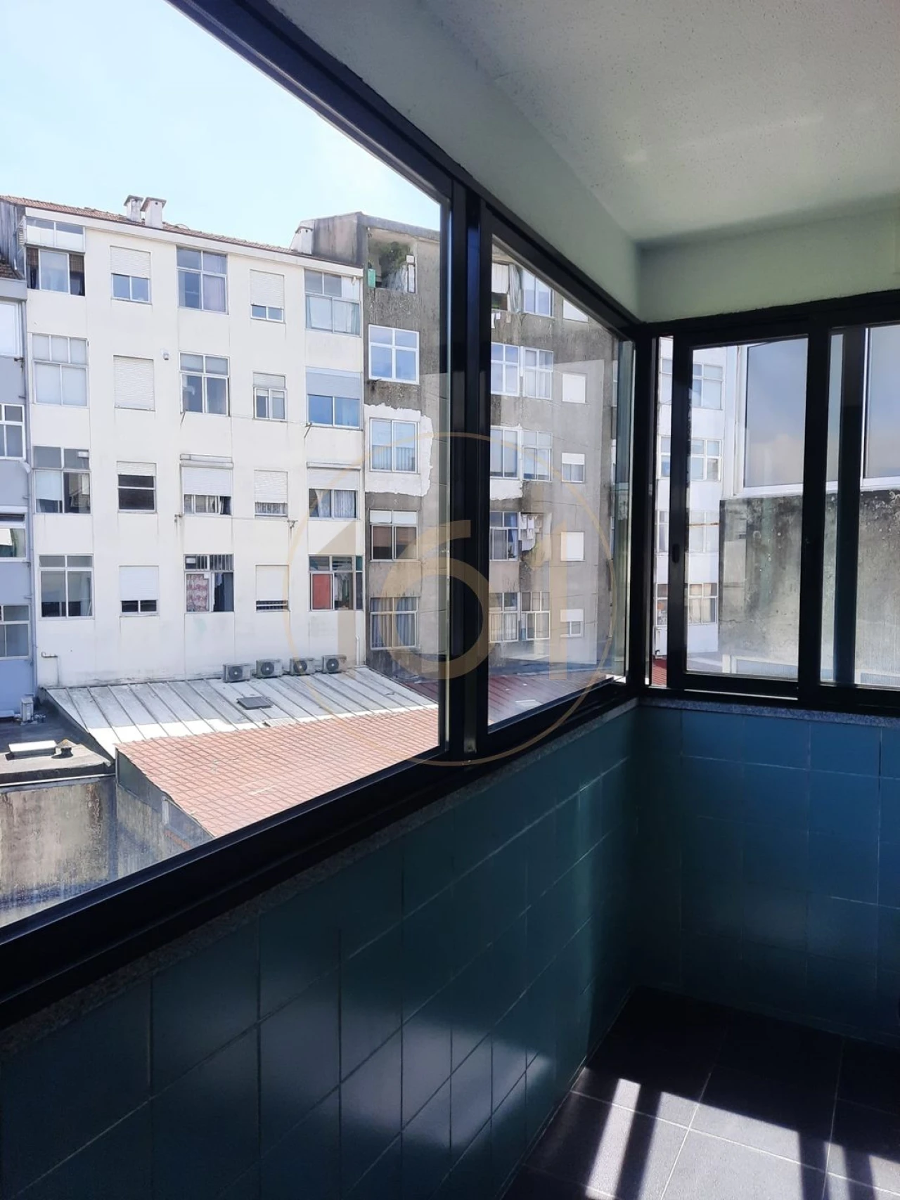 Apartamento T2 para Arrendamento em Paranhos Foto 11
