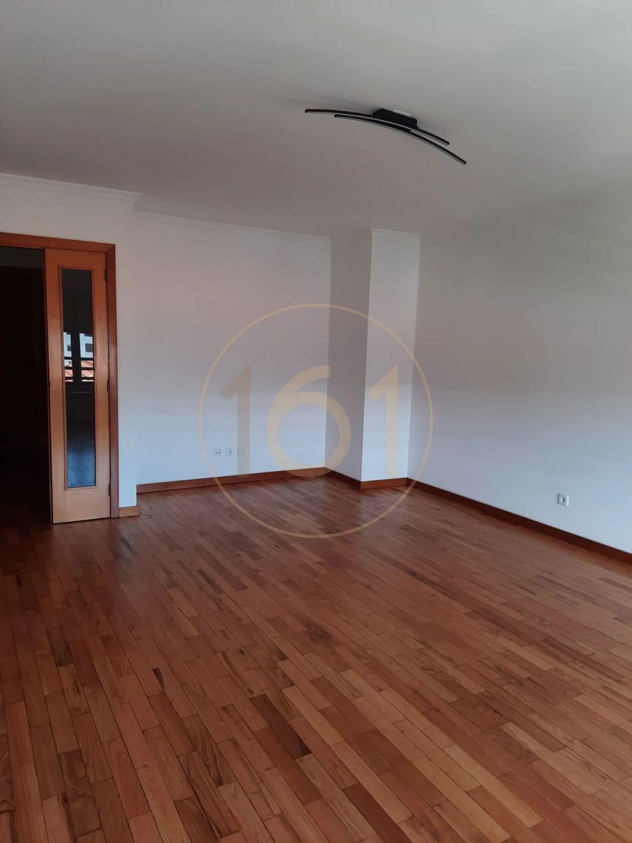Apartamento T2 para Arrendamento em Paranhos Foto 3