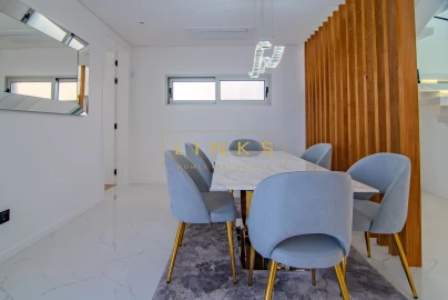Moradia T3 para Venda em Canhas