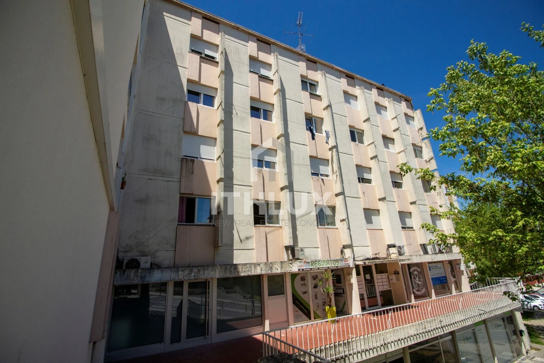 Apartamento T2 para Venda em Viseu Foto 1