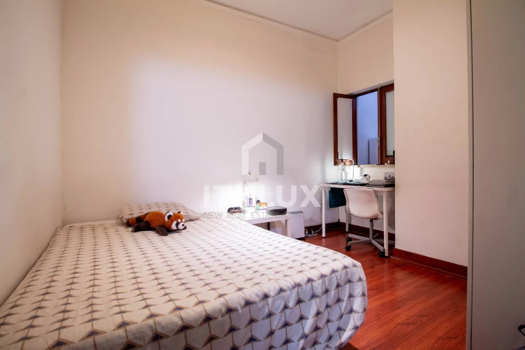 Apartamento T6 para Venda em Covilhã e Canhoso Foto 5
