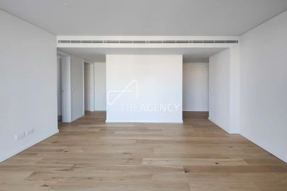 Apartamento T3 para Arrendamento em Avenidas Novas