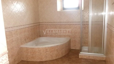 Moradia T3 para Venda em Alvito