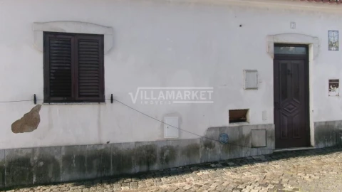 Moradia T3 para Venda em Alvito