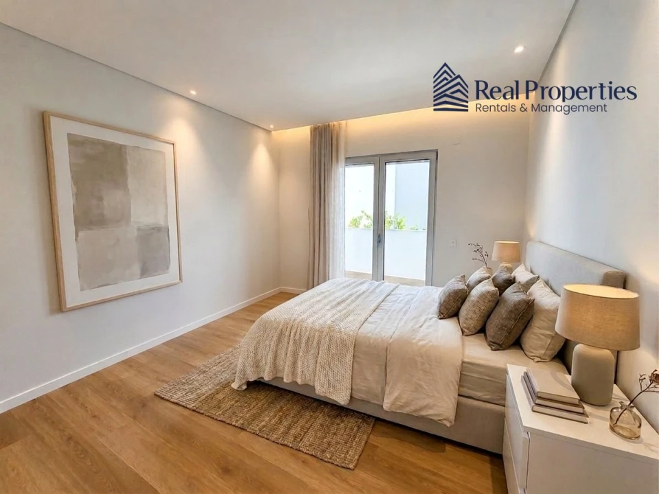 Apartamento T2 para Venda em Quarteira Foto 10