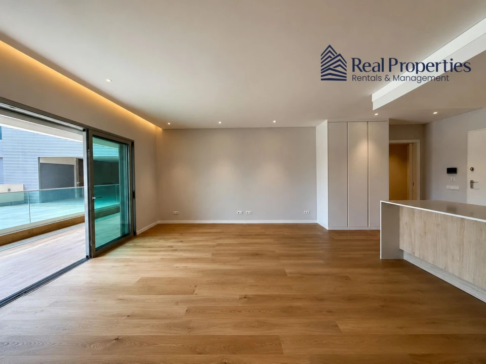 Apartamento T2 para Venda em Quarteira Foto 14