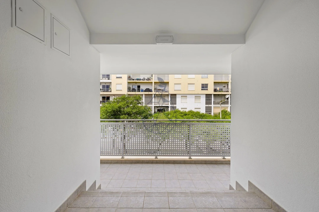 Apartamento T1 para Venda em Portimão Foto 30