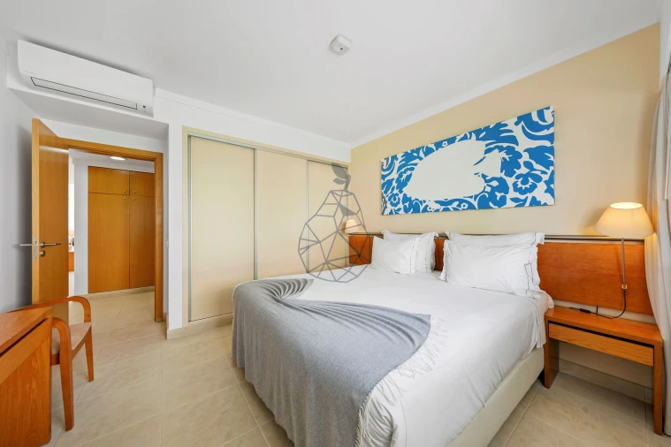 Apartamento T1 para Venda em Portimão Foto 9