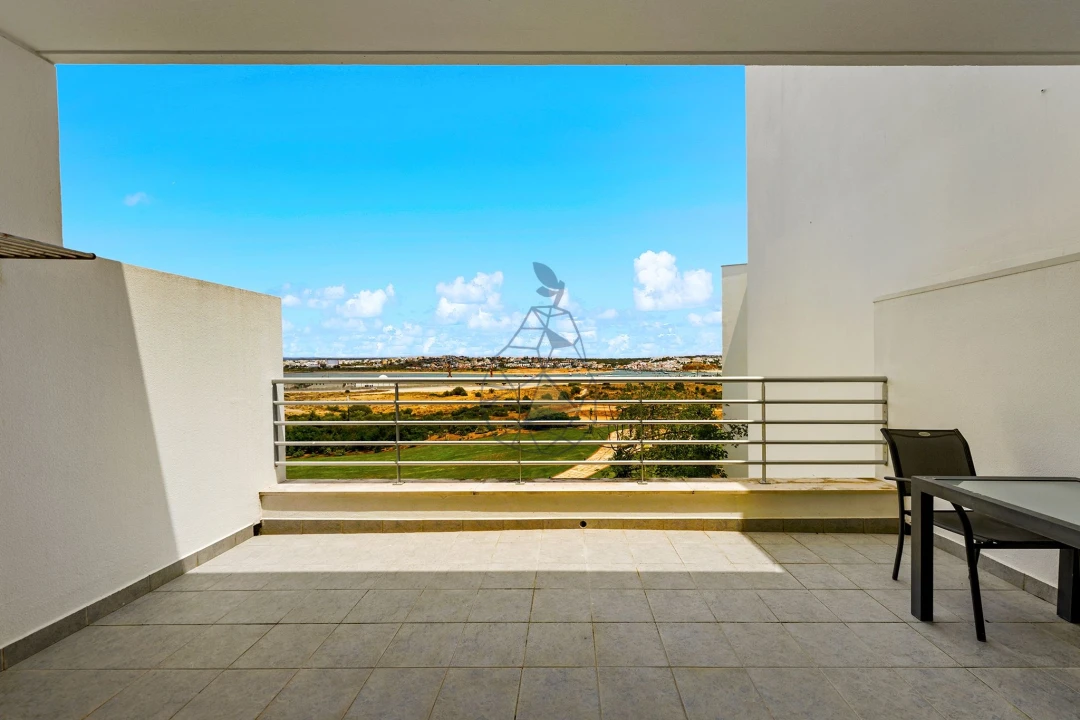 Apartamento T1 para Venda em Portimão Foto 18