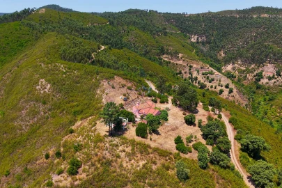 Moradia T4 para Venda em Alferce