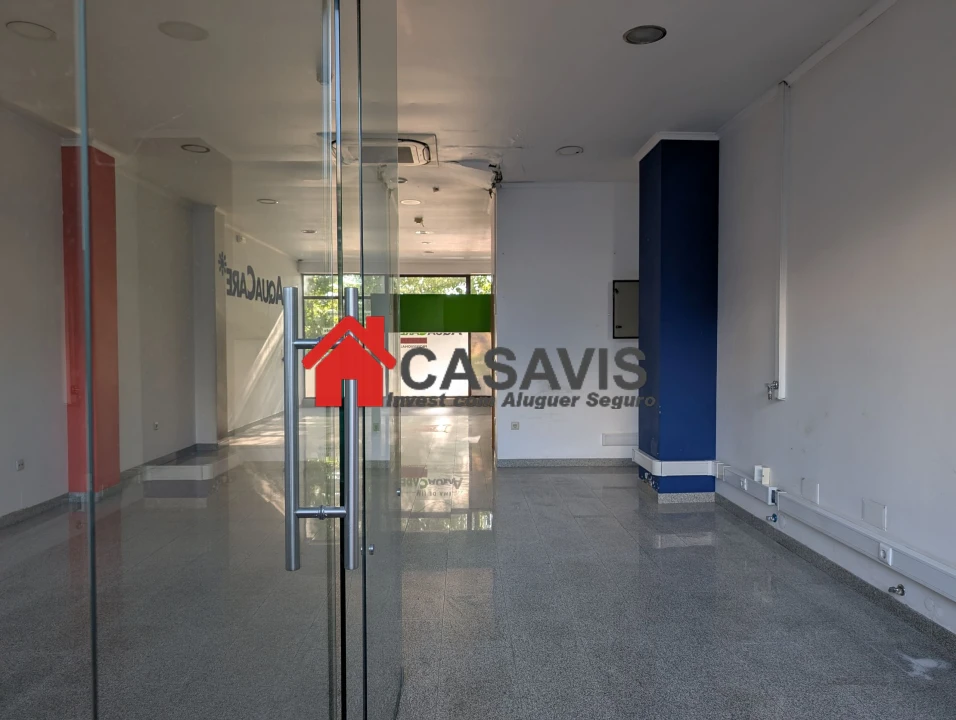 Negócio para Arrendamento em Viseu Foto 1