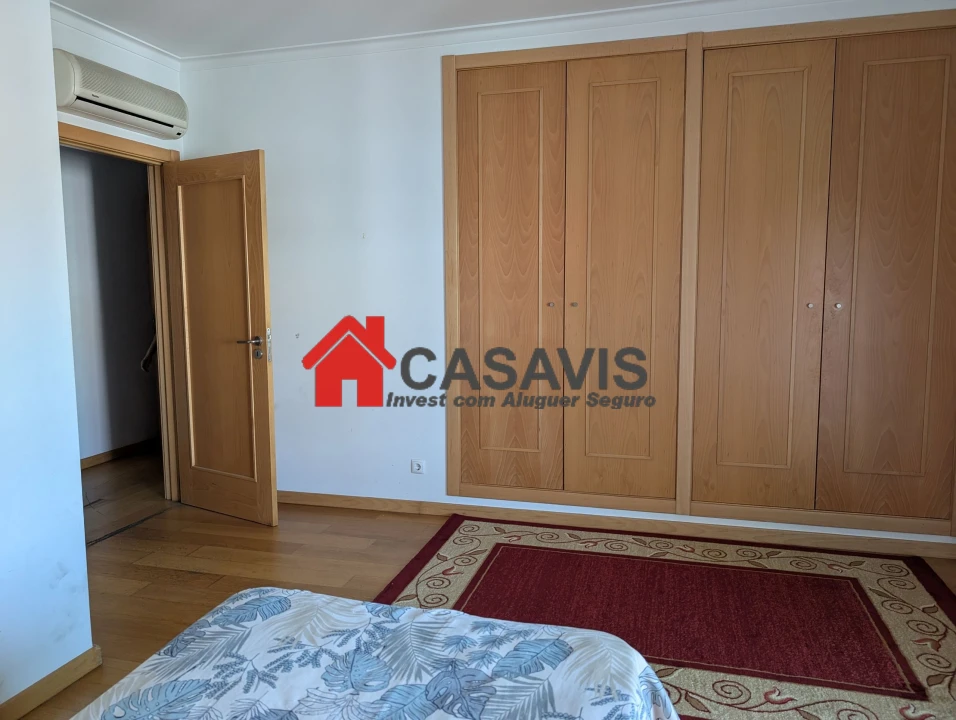 Apartamento T2 para Venda em Viseu Foto 11