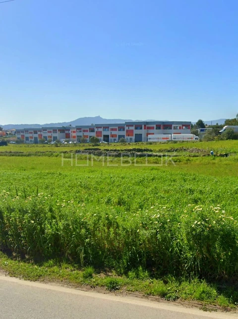 Terreno para Venda em Agualva e Mira-Sintra