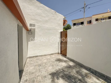 Moradia T1 para Venda em Lagos (São Sebastião e Santa Maria)