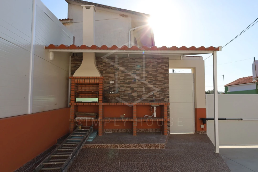 Moradia T3 para Venda em Benedita Foto 4