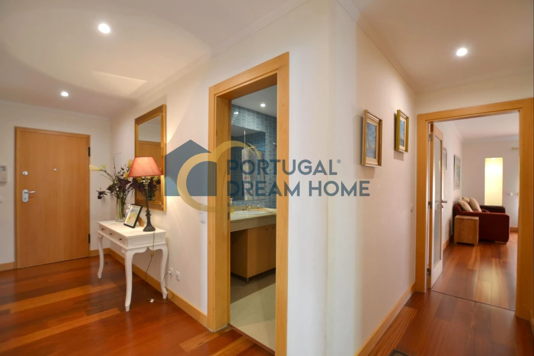 Apartamento T2 para Venda em Albufeira e Olhos de Água Foto 13