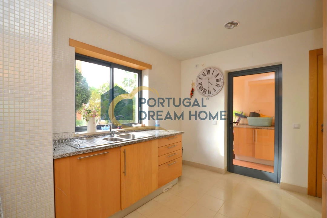 Apartamento T2 para Venda em Albufeira e Olhos de Água Foto 6