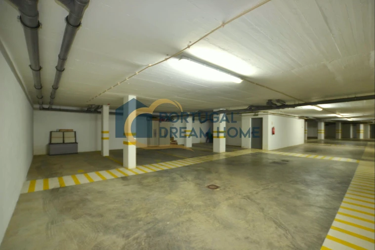 Apartamento T2 para Venda em Albufeira e Olhos de Água Foto 24