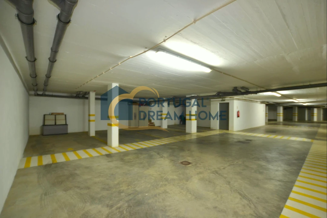 Apartamento T2 para Venda em Albufeira e Olhos de Água Foto 24