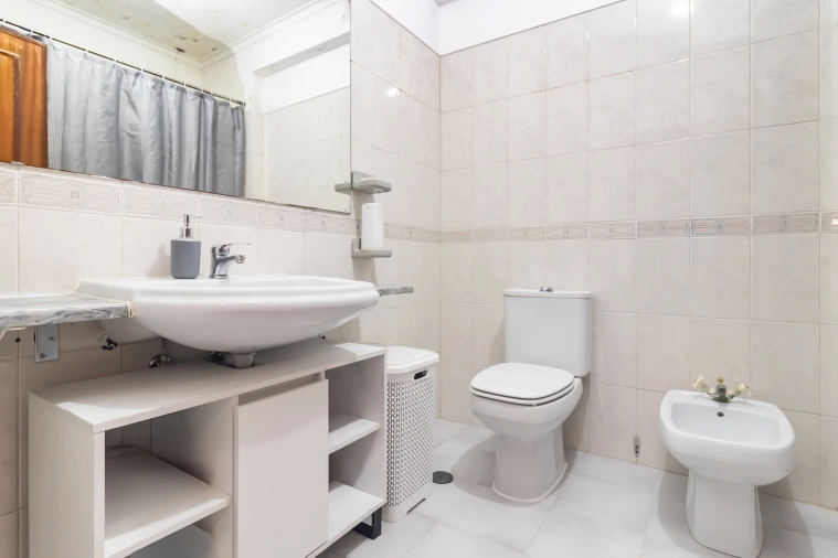Apartamento T1 para Venda em Massamá e Monte Abraão Foto 22