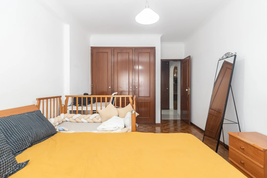 Apartamento T1 para Venda em Massamá e Monte Abraão Foto 27