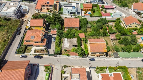 Terreno para Venda em Agualva e Mira-Sintra