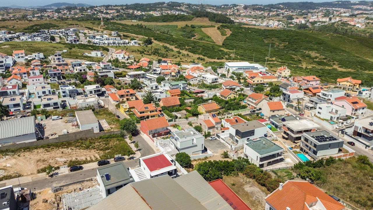 Terreno para Venda em Agualva e Mira-Sintra Foto 15