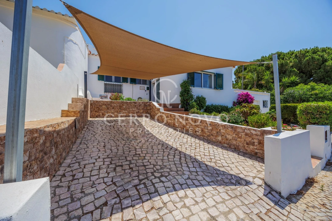 Moradia T2 para Venda em Albufeira e Olhos de Água Foto 15