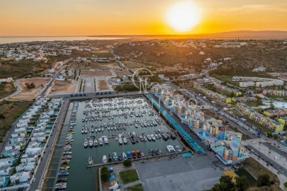 Moradia T2 para Venda em Albufeira e Olhos de Água