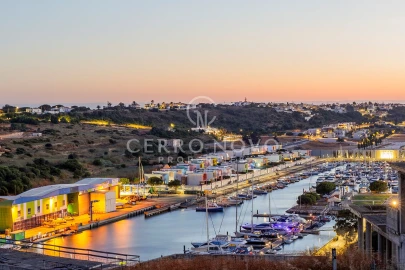 Moradia T2 para Venda em Albufeira e Olhos de Água