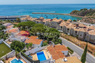 Moradia T2 para Venda em Albufeira e Olhos de Água