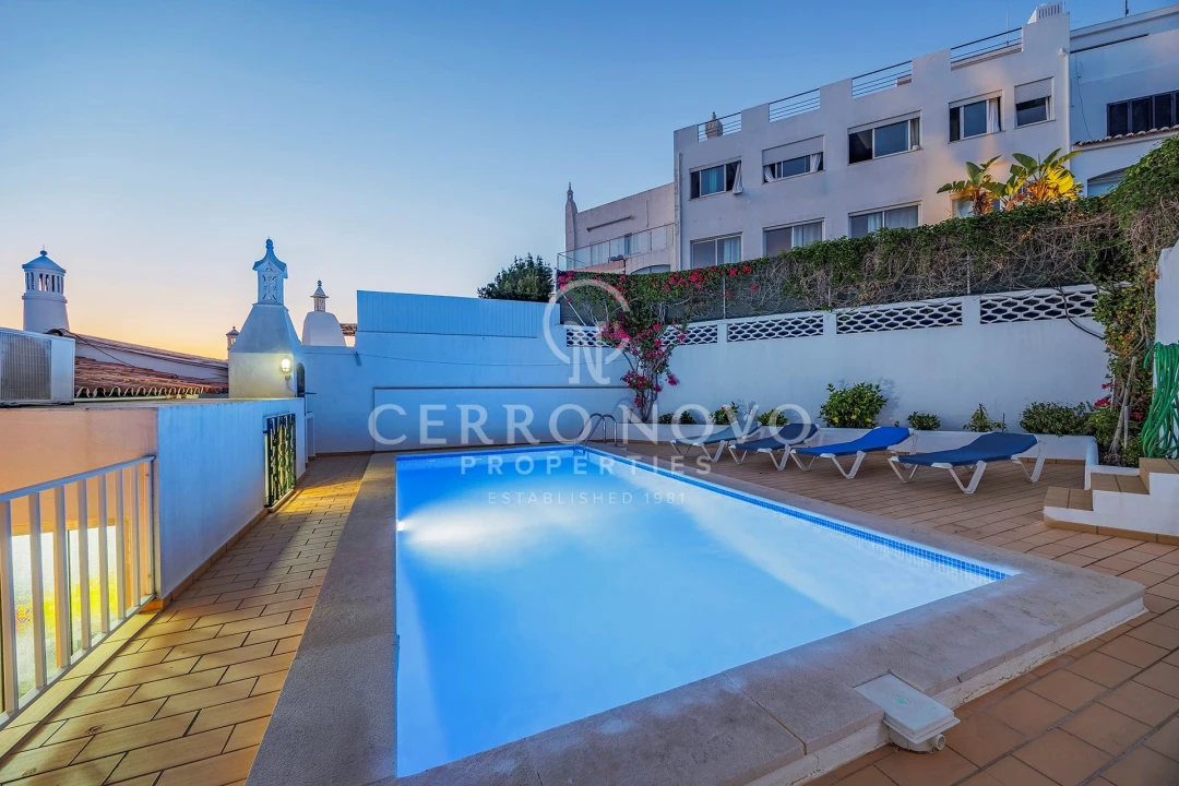 Moradia T2 para Venda em Albufeira e Olhos de Água Foto 2