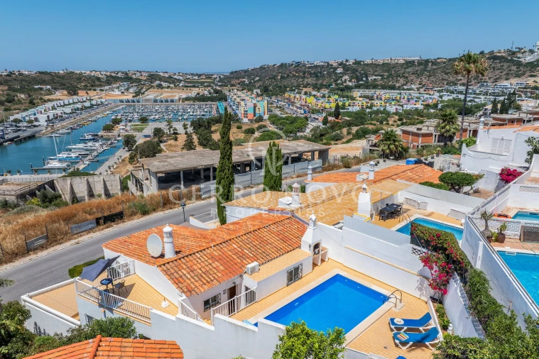 Moradia T2 para Venda em Albufeira e Olhos de Água Foto 18