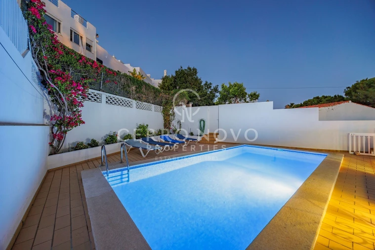 Moradia T2 para Venda em Albufeira e Olhos de Água Foto 43