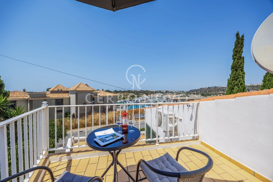 Moradia T2 para Venda em Albufeira e Olhos de Água Foto 13