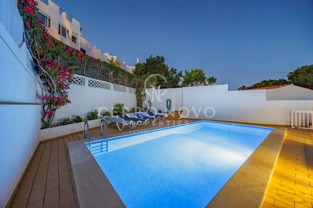 Moradia T2 para Venda em Albufeira e Olhos de Água Foto 43