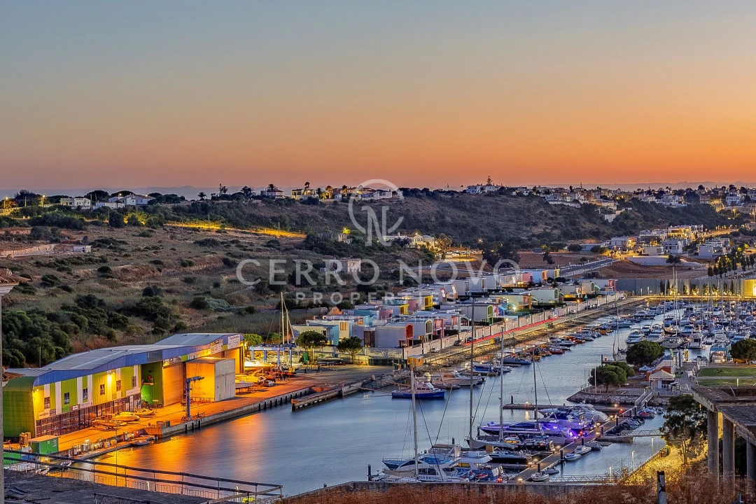 Moradia T2 para Venda em Albufeira e Olhos de Água Foto 1