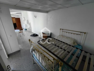Moradia T2 para Venda em Ponte de Sor, Tramaga e Vale de Açor
