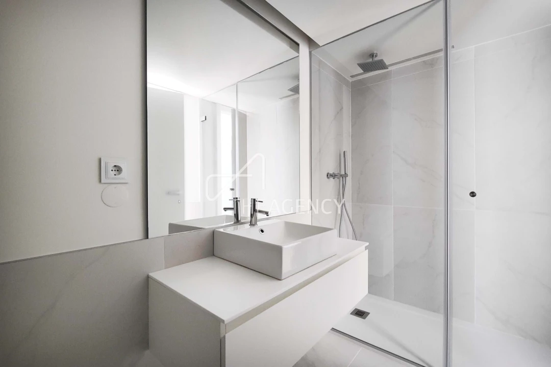 Apartamento T3 para Arrendamento em Avenidas Novas Foto 22