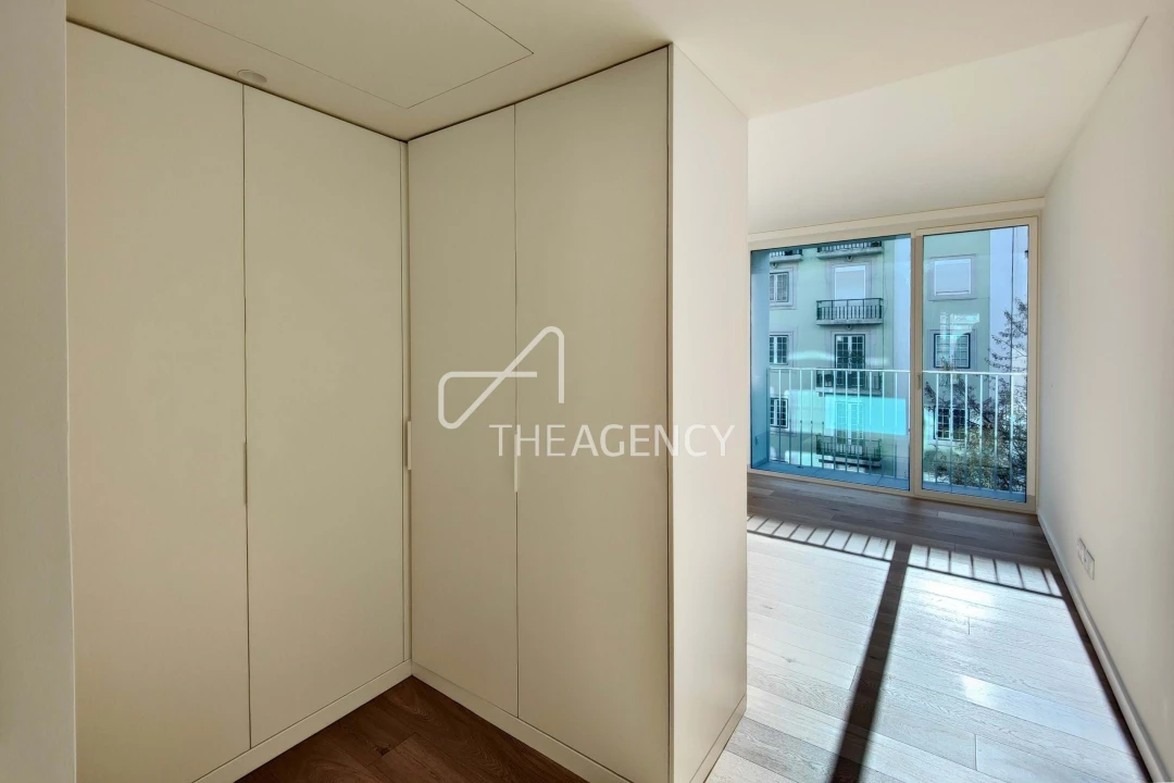 Apartamento T3 para Arrendamento em Avenidas Novas Foto 23