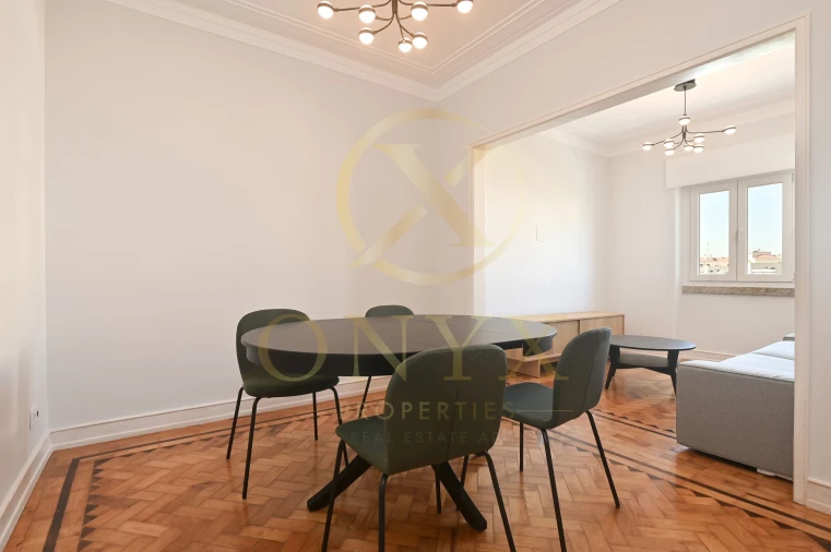 Apartamento T2 para Venda em Penha de França Foto 7