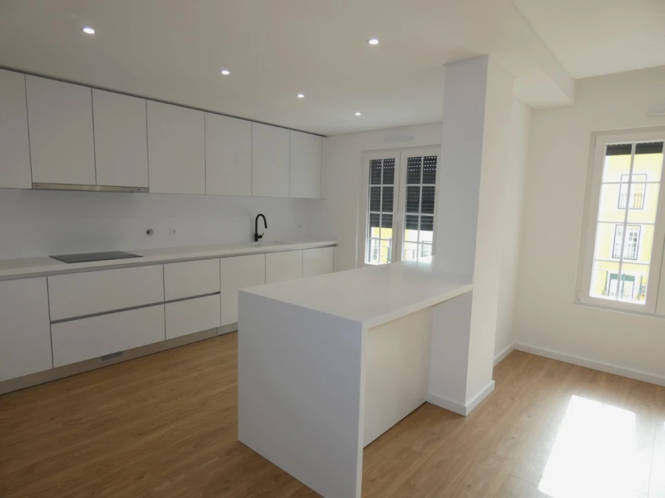 Apartamento T2 para Venda em Águas Livres Foto 3