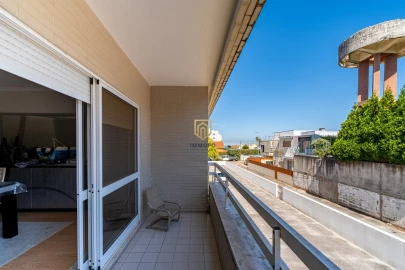 Apartamento T2 para Venda em Arcozelo