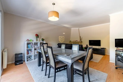 Apartamento T2 para Venda em Arcozelo