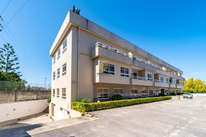 Apartamento T2 para Venda em Arcozelo