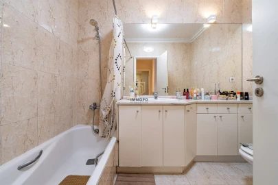 Apartamento T2 para Venda em Arcozelo